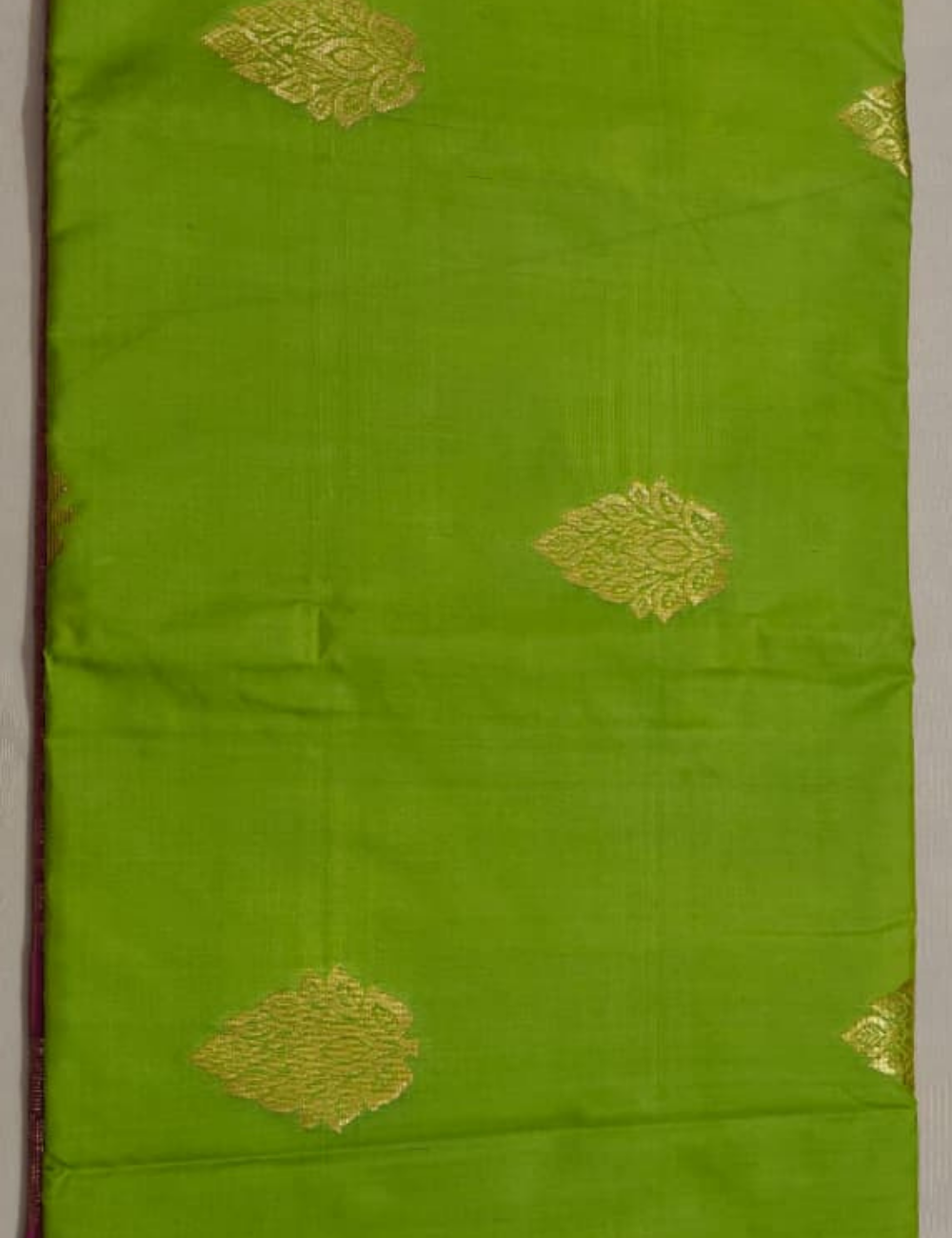 Lime Green Sari with Pink Contrast Diamond Pallu