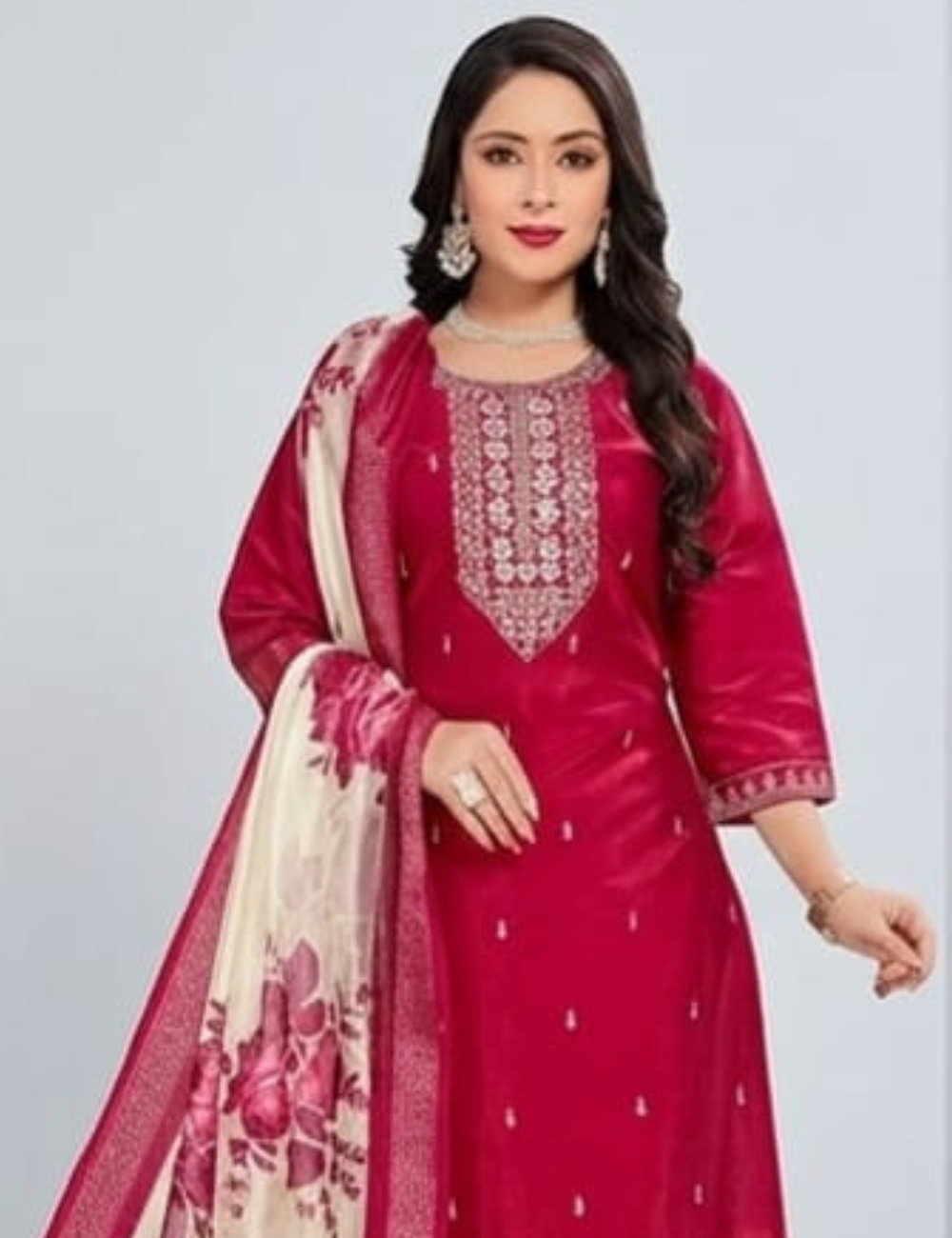 Elegant Magenta Silk Blend Kurta Set with Floral Organza Dupatta