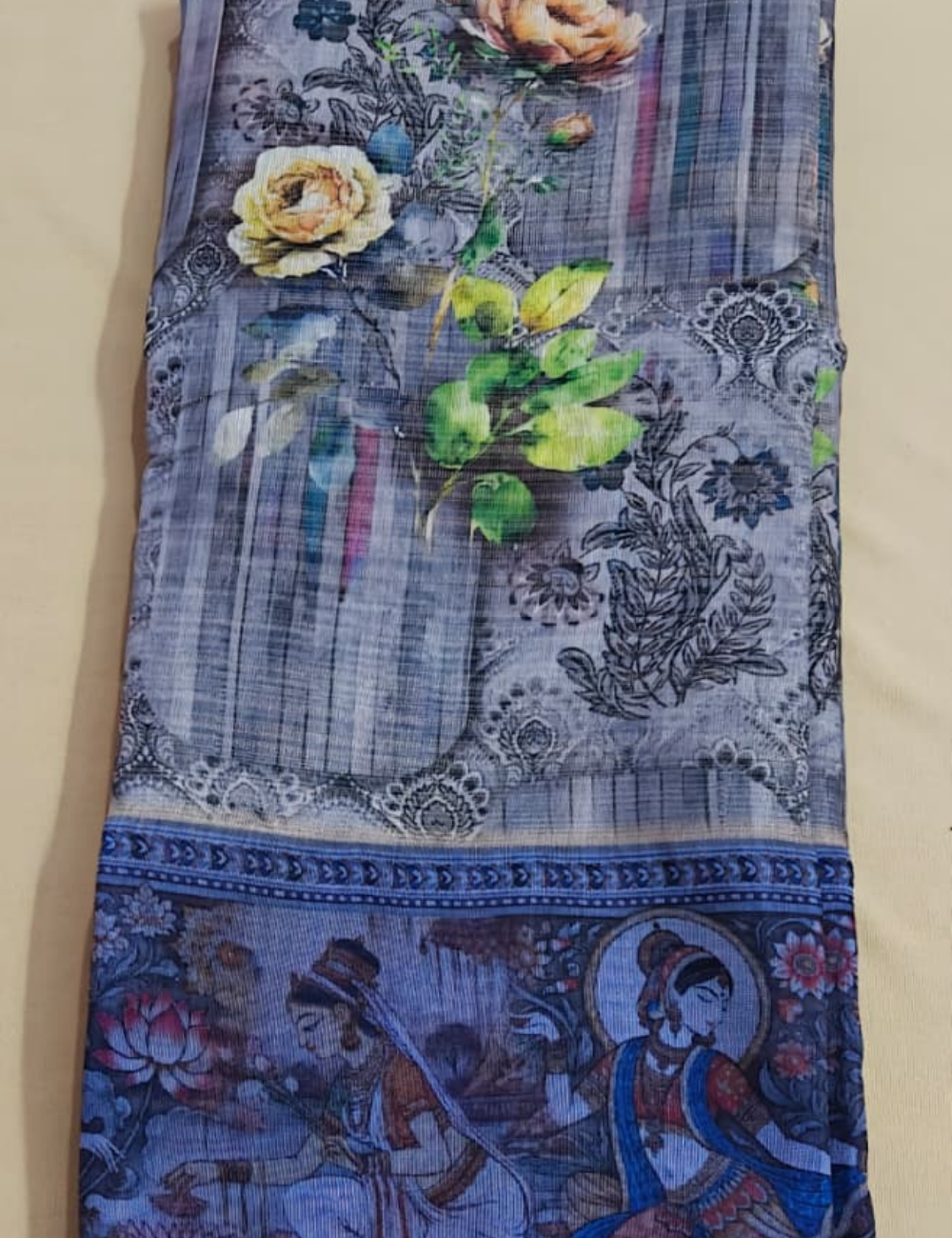 Elegant Grey Floral Digital Print Saree with Traditional Pichwai Border and Blouse