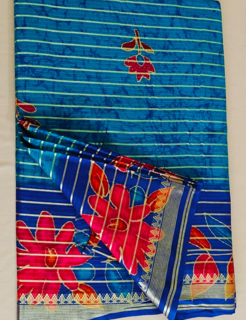 Green and Red Floral Print Soft Silk Sari