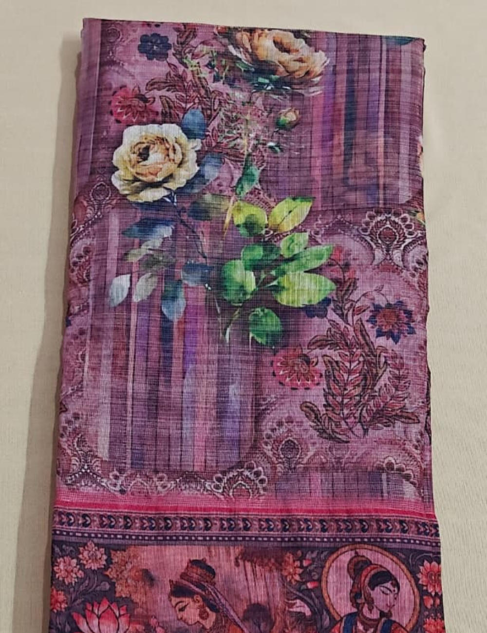 Elegant Grey Floral Digital Print Saree with Traditional Pichwai Border and Blouse